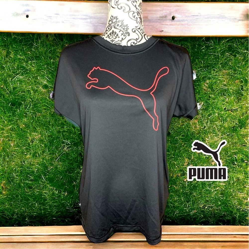 PUMA Women’s Silky Tee with plunging back- Medium